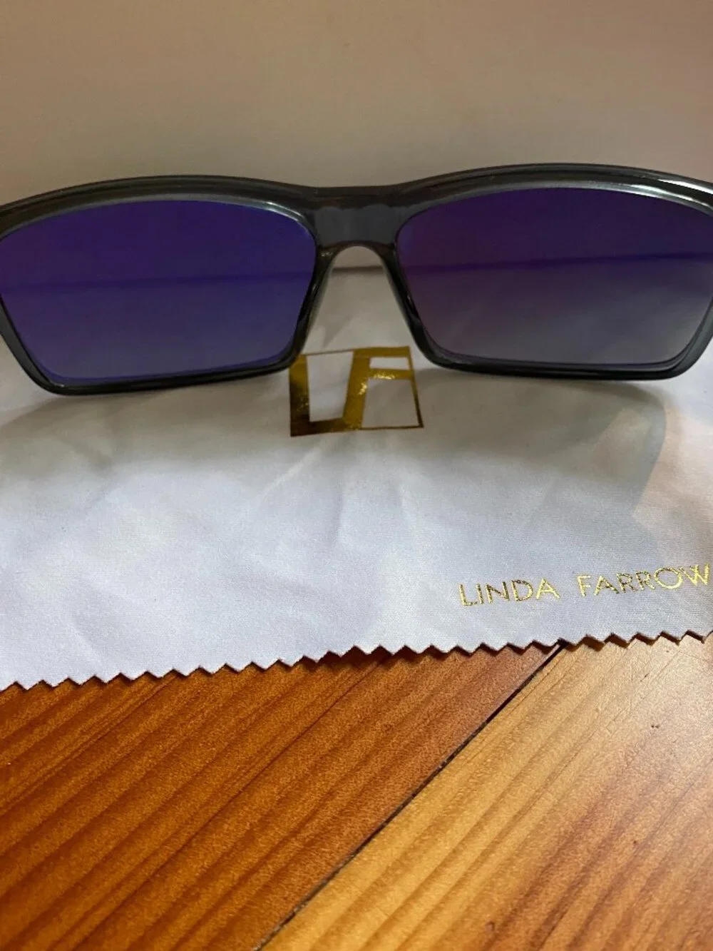 Linda Farrow linda farrow